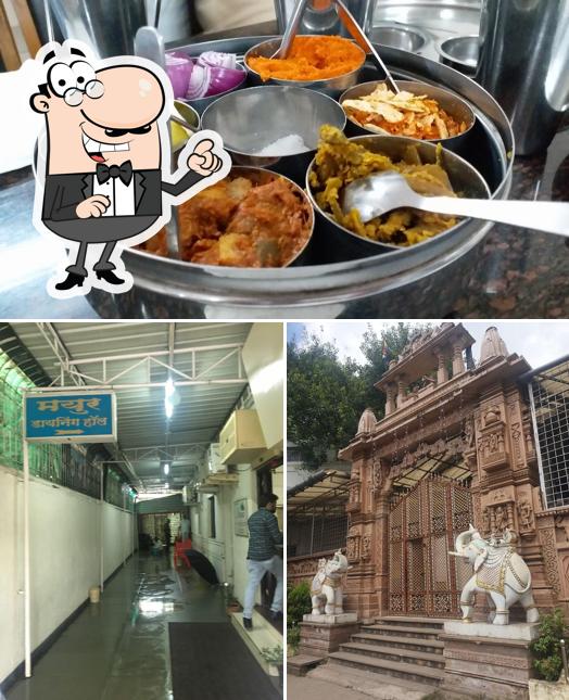 The photo of Mayur Restaurant’s exterior and food