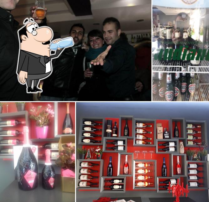 Goditi un drink dal menu