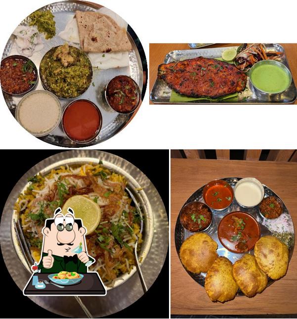 Food at Nashik Lunch Home