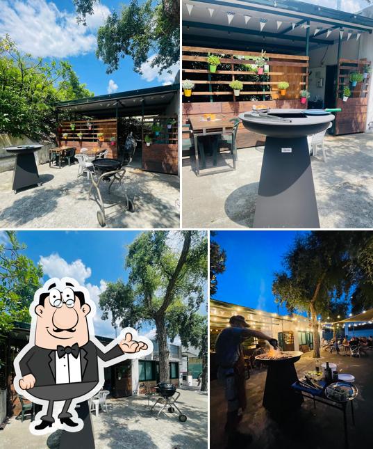 Gli interni di Uolli’s BBQ factory