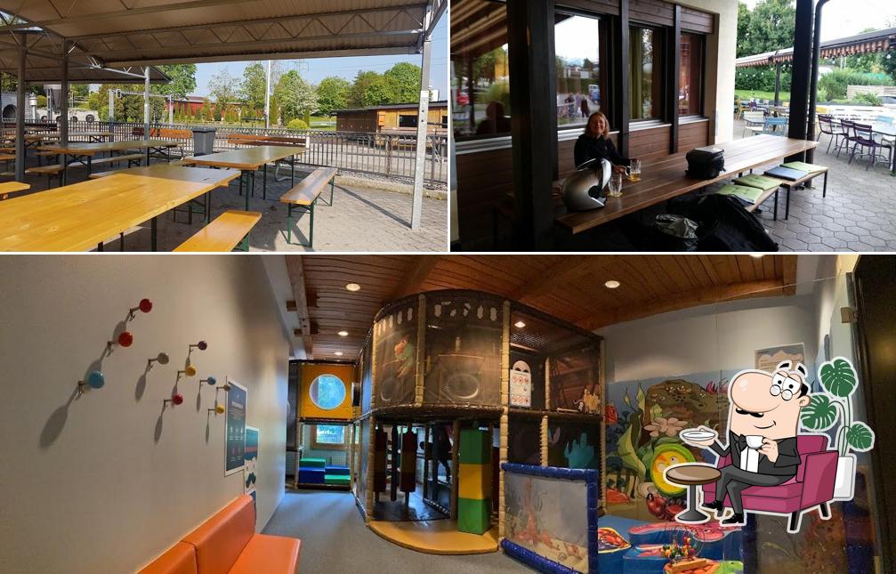 Dai un'occhiata agli interni di CHÄRNSMATT – Gasthof & Spielparadies