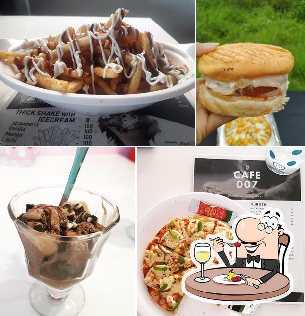 Cafe 007 coffee & shakes