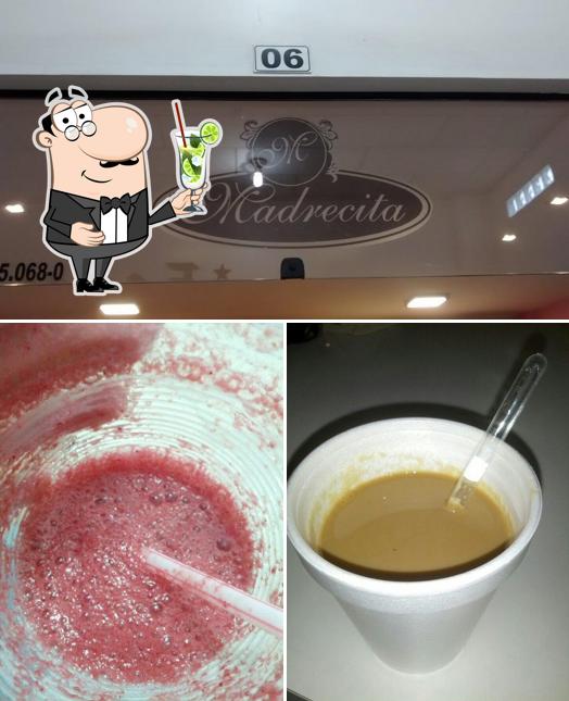 Desfrute de um drinque no Madrecita