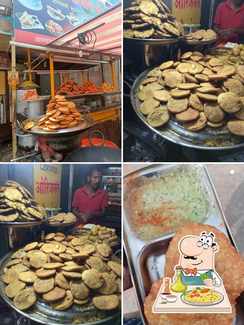 Meals at ISO CERTIFIED ROYAL SHEGAON KACHORI CENTER