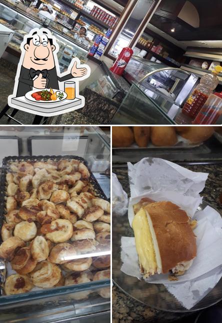 Comida em Panificadora Rainha Do Taboão