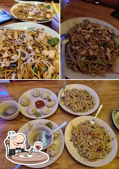 Yakisoba at Meat Crush