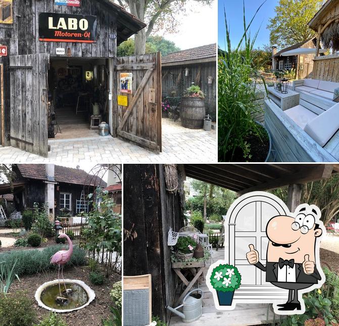 Werkstrasse 1 Vintage Cafe