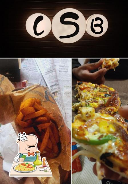 Among different things one can find food and beverage at CHAI SUTTA BAR SHAHDOL