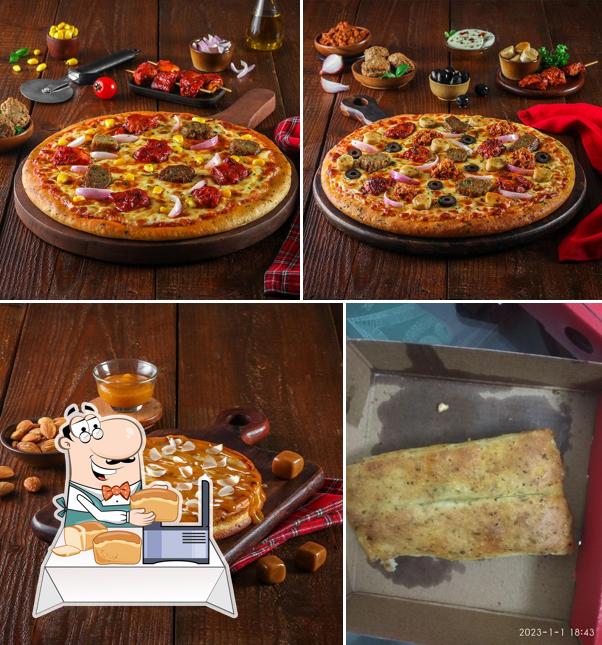 Garlic bread at Oven Story