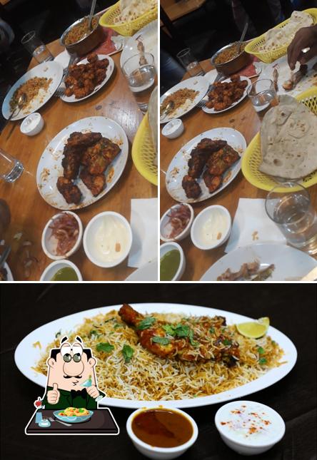 Food at Kun Rolls