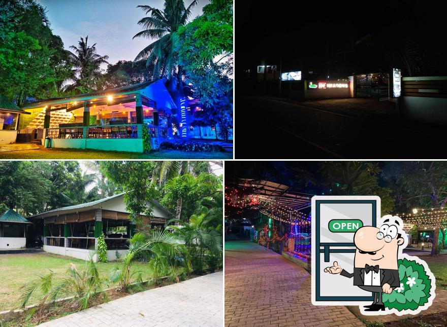 Season's Multi-Cuisine Restaurant - Andaman