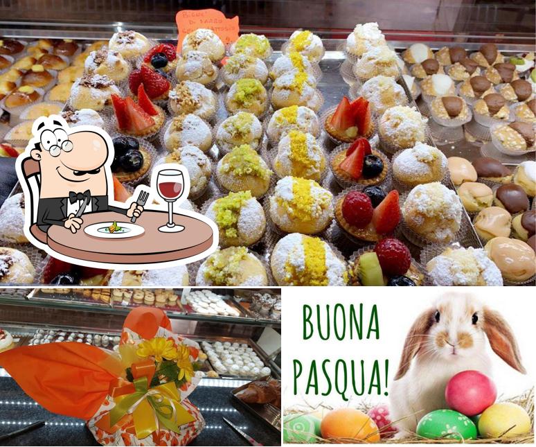 Cibo al La Tropicana Sanremo Caffe Pasticceria Gelateria