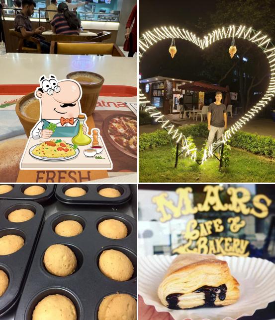Meals at Mars restaurant