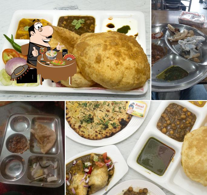 Food at Pardesi Chole Bhature and Sweets