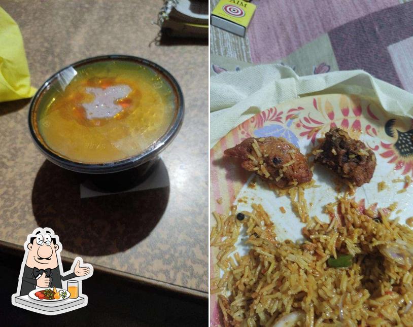 Food at The Punjabi Dhaba