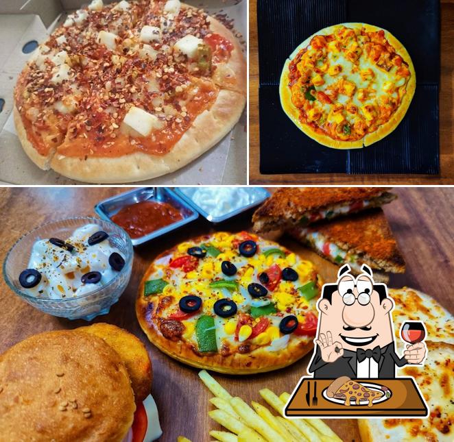Try out pizza at Fusion fast food