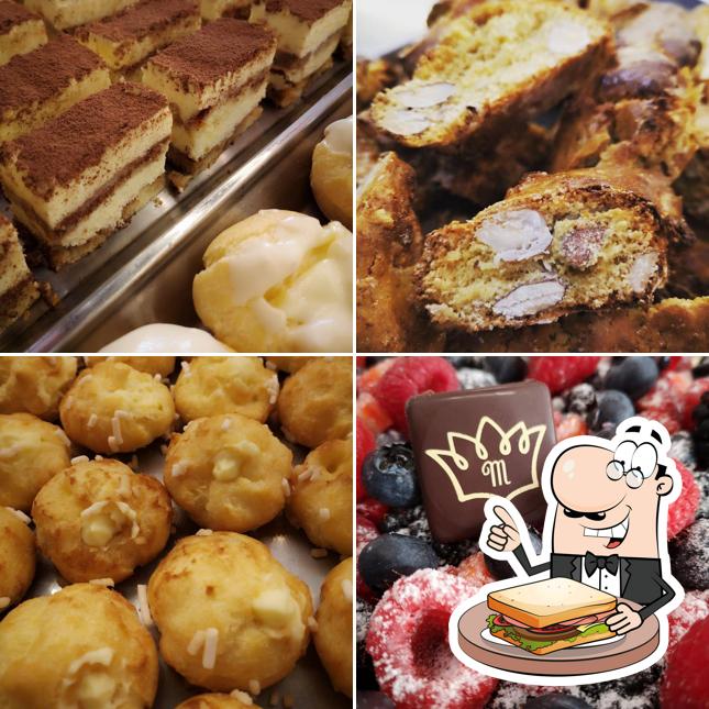 Scegli un panino a Bar Pasticceria Monatti