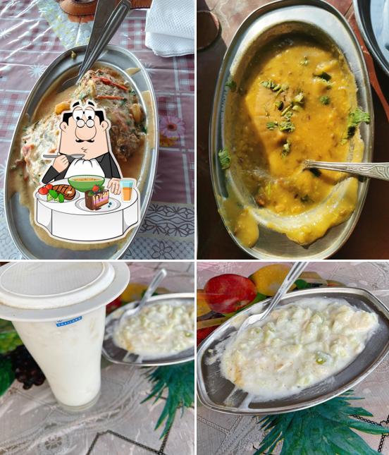 Hot and sour soup at Bowl of Compassion ( Cafe )