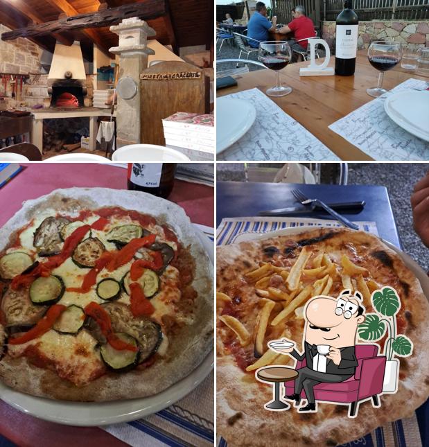 La interni e cibo del ristorante