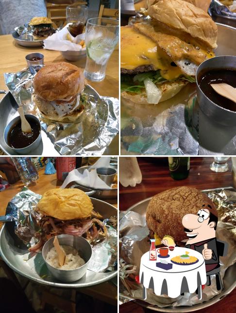 Peça um hambúrguer no Los Locos Jeri