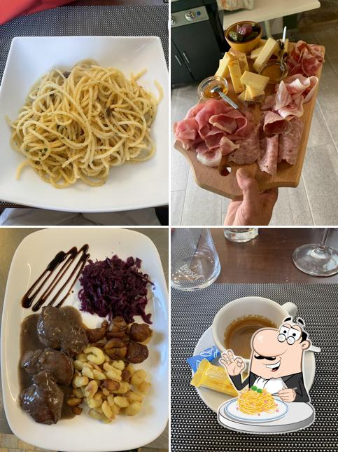 Spaghetti alla carbonara al Osteria Santa Margherita