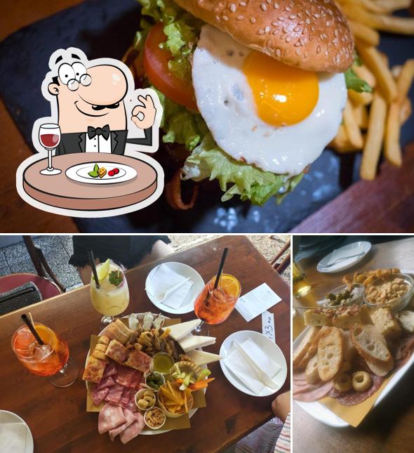 Cibo al Mulberry St Italian Caffè