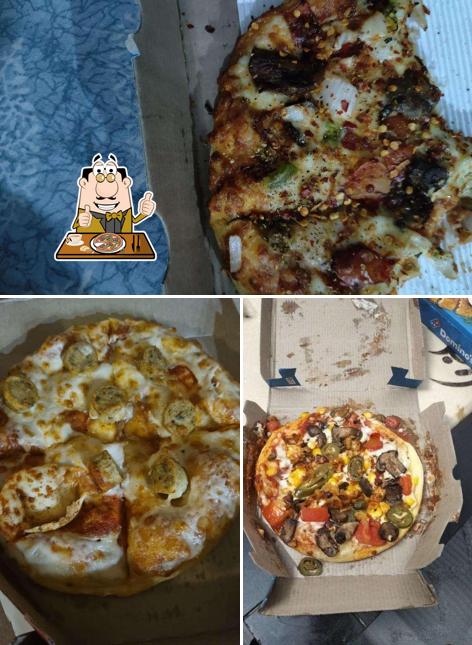Order pizza at Domino's Pizza Nirvana Unitech Business zone, Gurgaon