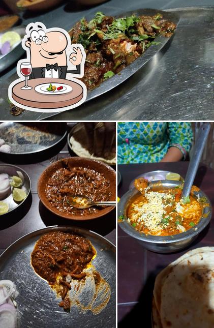 Food at Sandhu Punjab Dhabha (kaho pio aish karo)