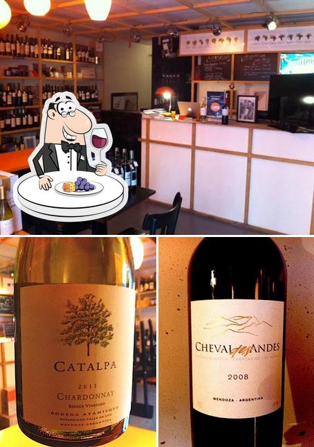 Dégustez un verre de vin à El Galpon