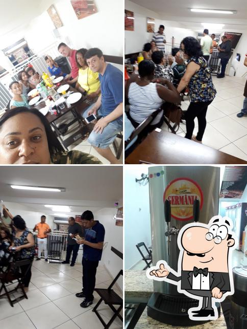 O interior do Empório Do Espetinho Nações