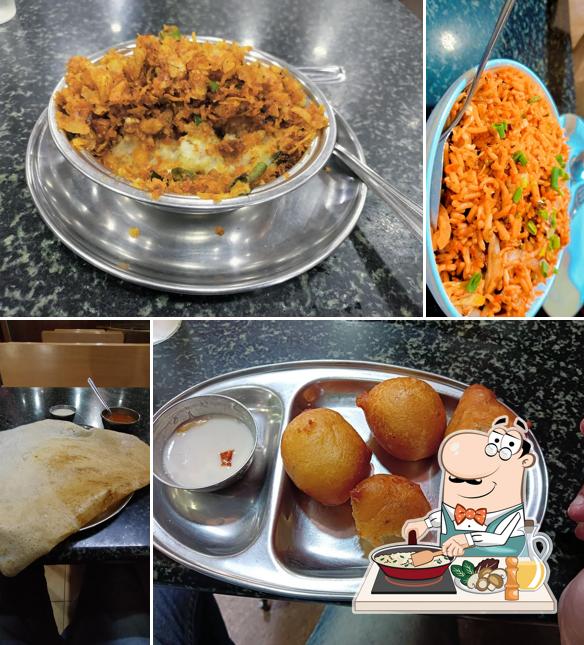 Fried rice at Hotel New Ganesh Coffee House( A Family Restaurant)