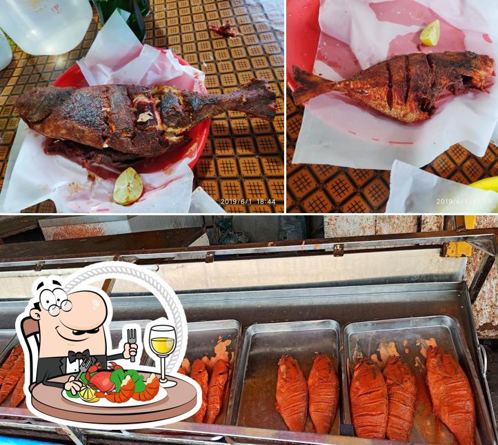 Order seafood at Malpe Sea Fish Shop