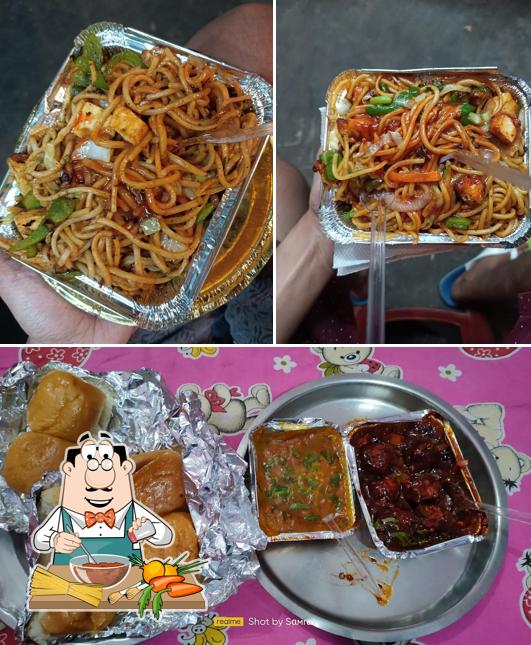 Spaghetti bolognese at Om Shanti om fast food