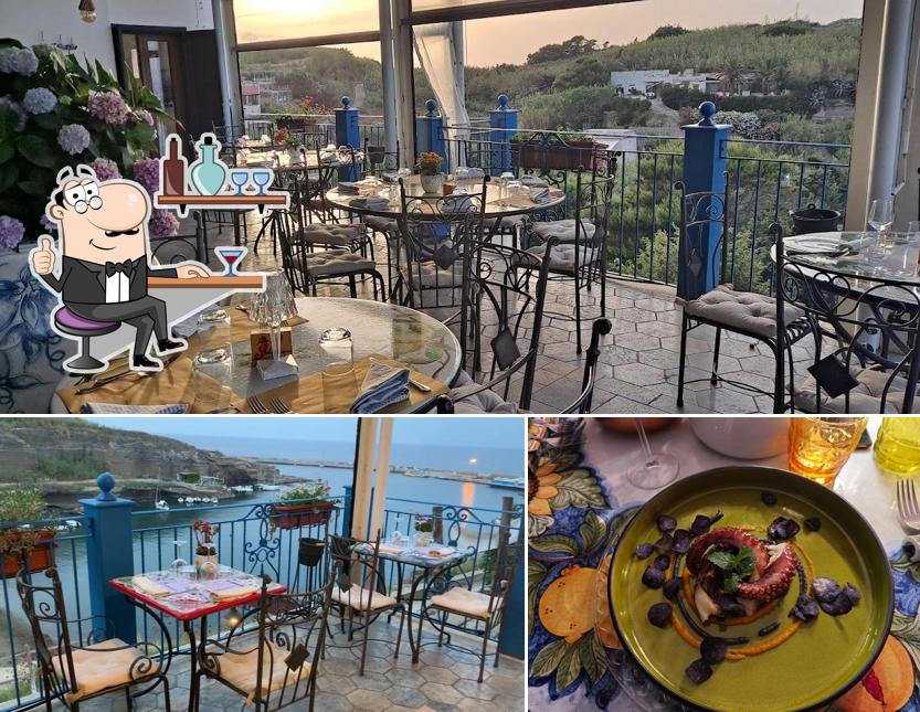 Siediti a un tavolo di Ristorante Marisqueria