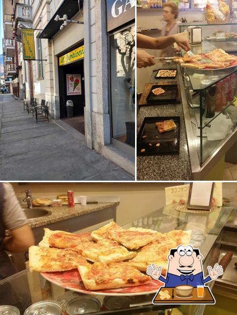Guarda la immagine che raffigura la cibo e interni di Gelateria Il Capriccio