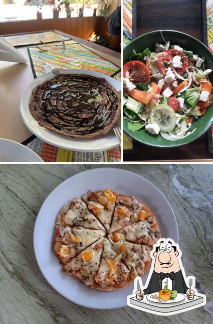 Meals at Queenie's Oven Green Cafe