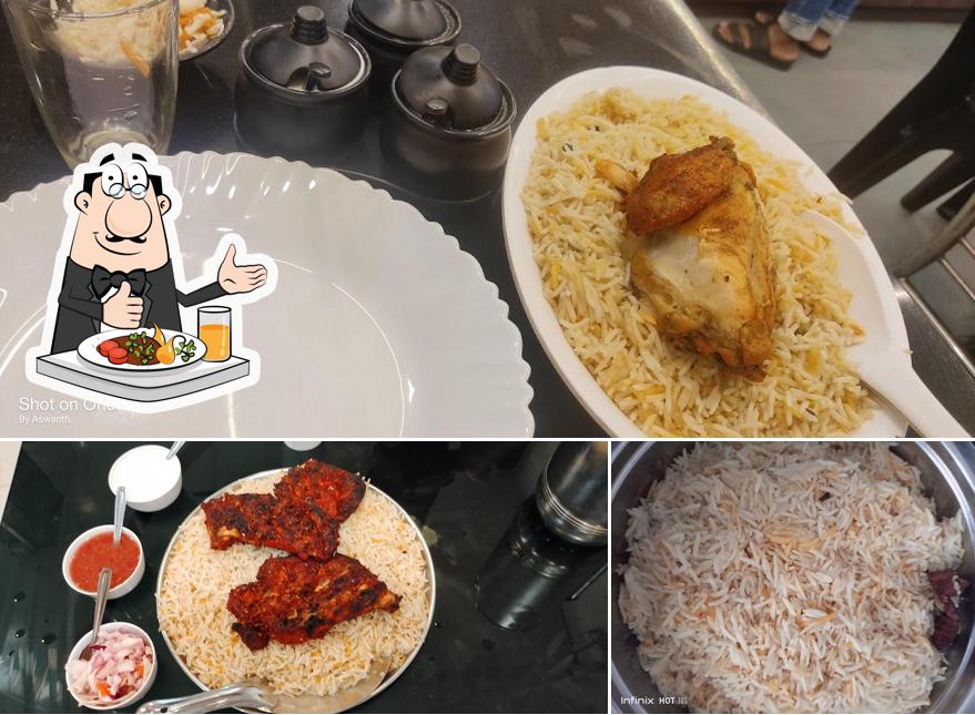 Meals at Amani Kuzhi Mandhi