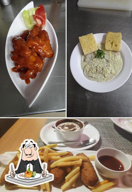 Food at Cafe La Rochelle (Continental restaurant)