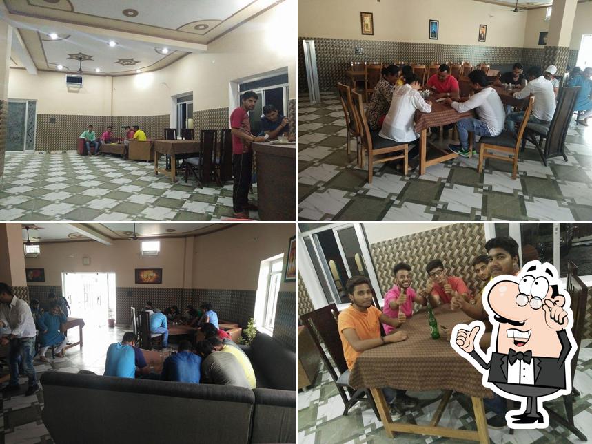 Hotel Forever Restaurant & swimming pool