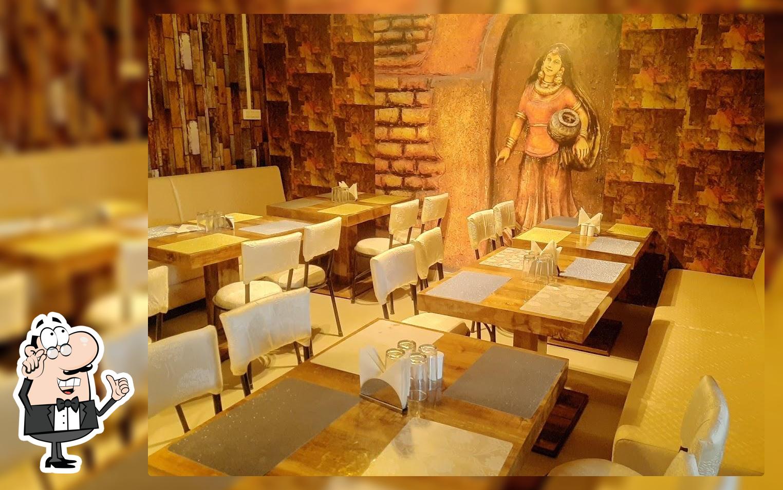 Sip & Snacks Restaurant Barmer