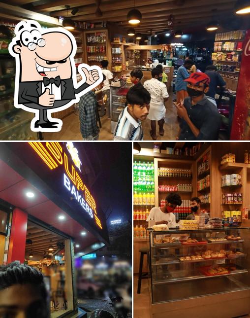 Here's a pic of Super Bakers