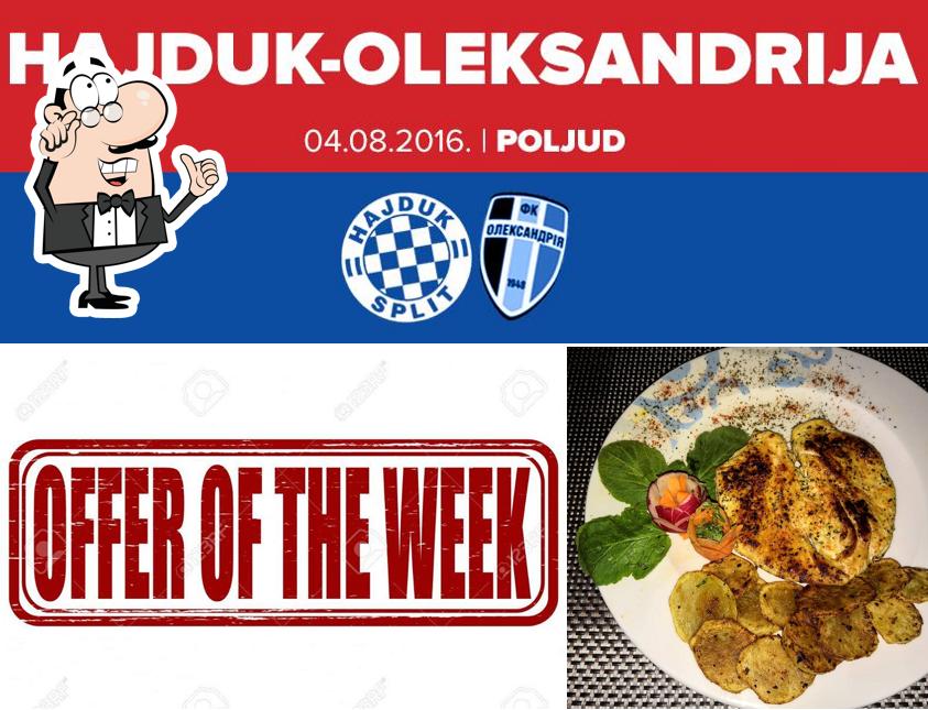 Gli interni di Tasty food