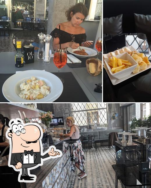 Bar Borsa si caratterizza per la interni e fregio