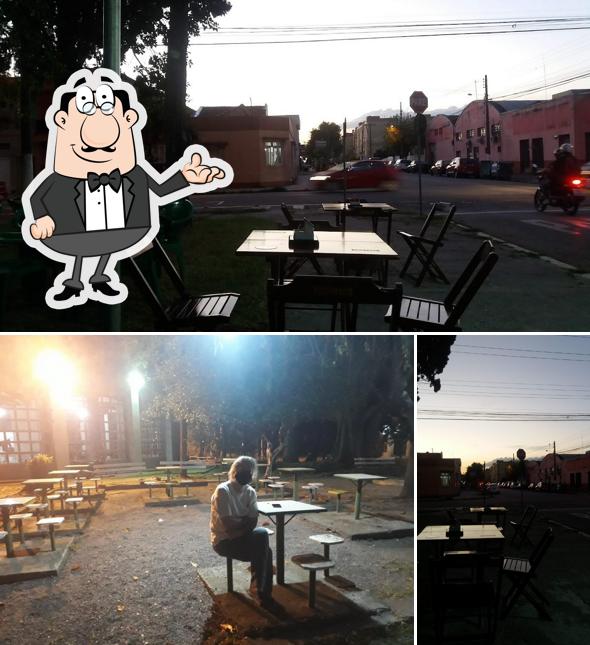 O interior do Cannil Lanches