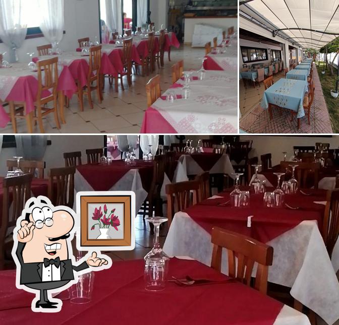 Siediti a un tavolo di Il Mare in Tavola da Nonna Lina