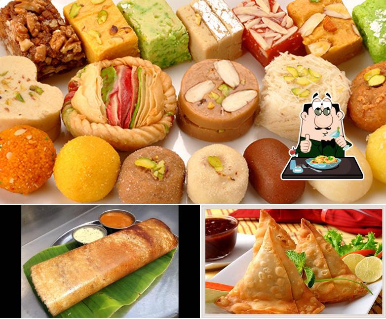 Paras Restaurant & Sweets