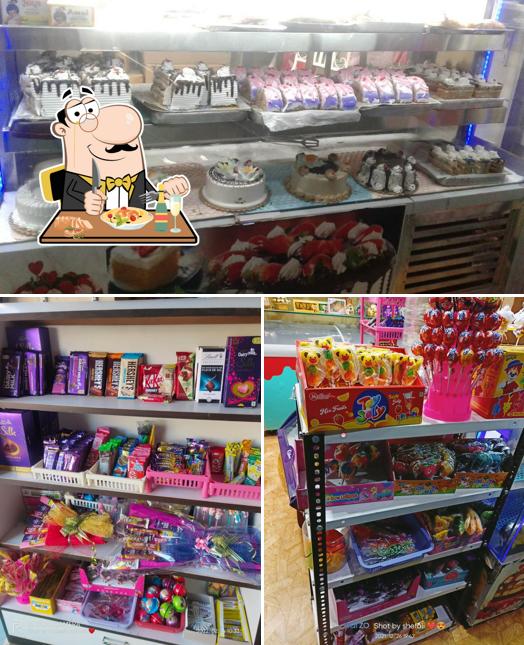 Food at RAMJI BAKERY