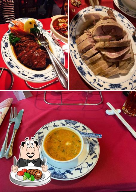 Scegli i piatti di carne a Asienrestaurant Rama-Rama