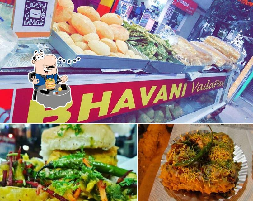 Food at Bhavani Vada Pav