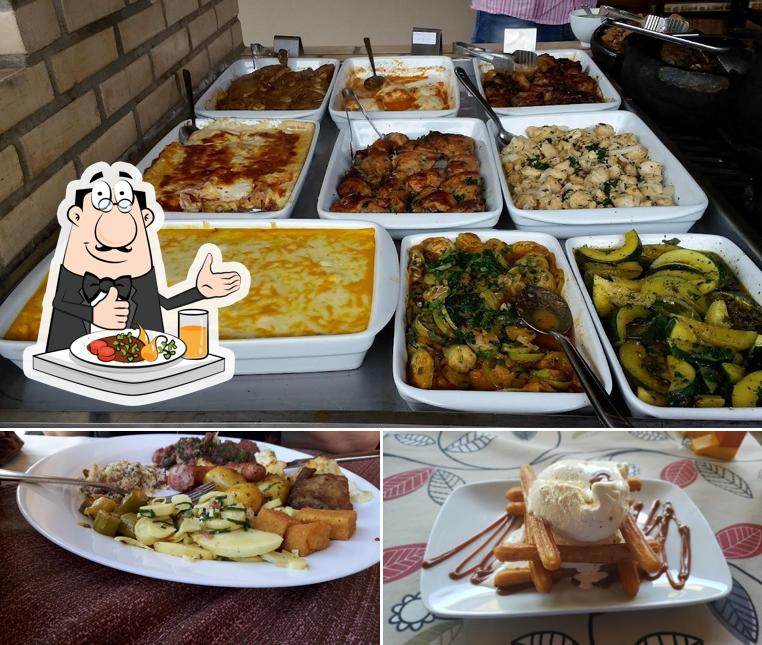 Comida em Restaurante Fazenda Imperial